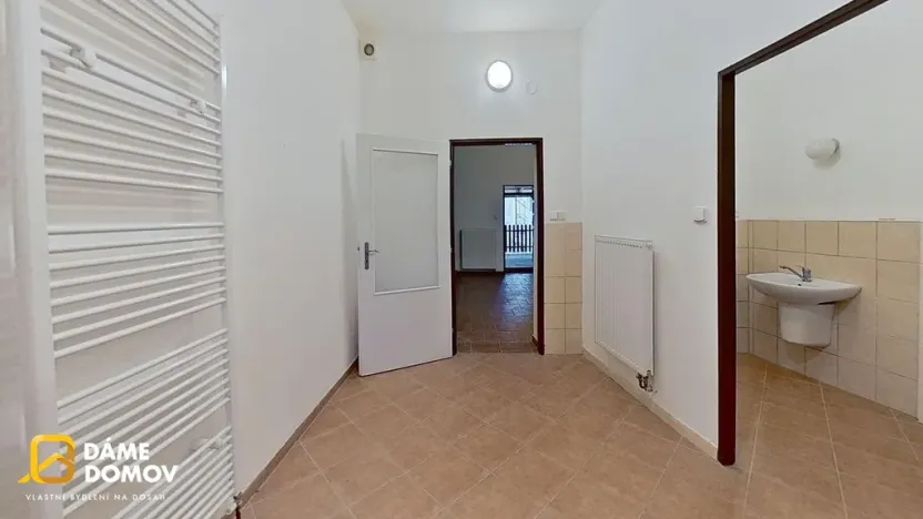 Pronájem ordinace, Holešov, nám. Dr. E. Beneše, 164 m2