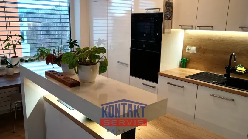 Prodej bytu 3+kk, České Budějovice, Husova tř., 77 m2