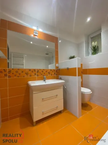 Pronájem bytu 2+1, Opava - Předměstí, Komenského, 69 m2