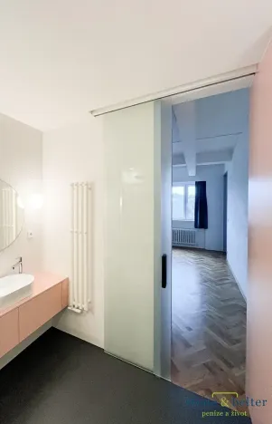 Pronájem bytu 2+kk, Praha - Podolí, Podolská, 73 m2