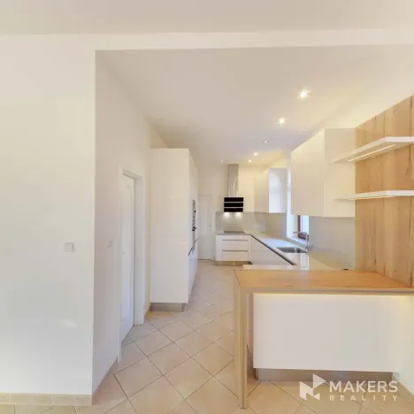 Pronájem vily, Praha - Nebušice, Nebušická, 255 m2