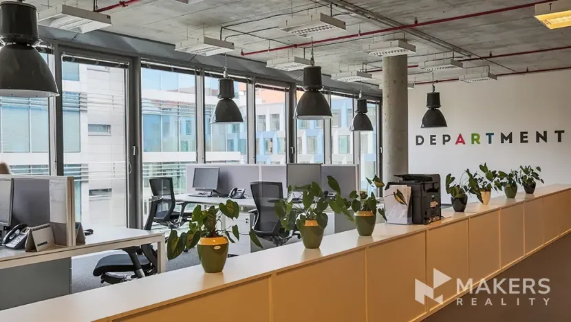 Pronájem kanceláře, Praha - Holešovice, Ortenovo náměstí, 237 m2