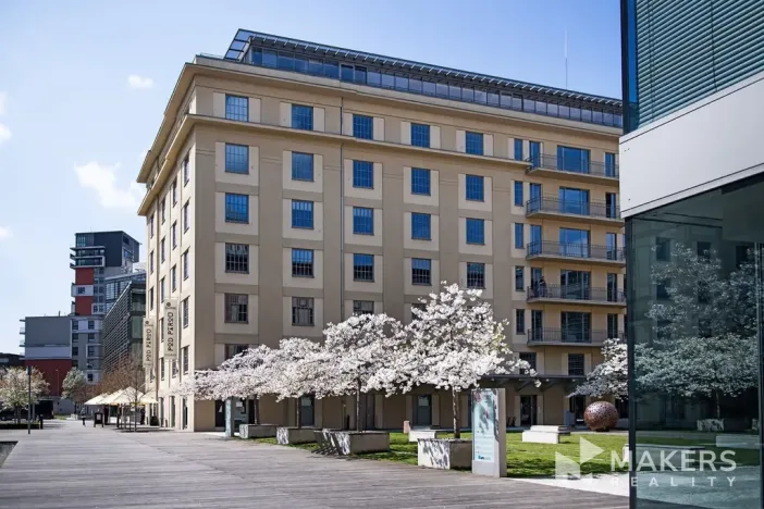 Pronájem kanceláře, Praha - Holešovice, Jankovcova, 231 m2