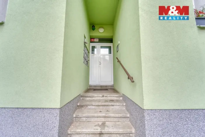 Prodej bytu 2+kk, Plzeň - Doudlevce, Révová, 46 m2