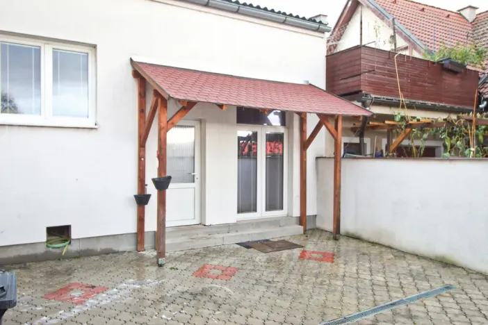 Pronájem bytu 2+kk, Líně, Plzeňská, 42 m2