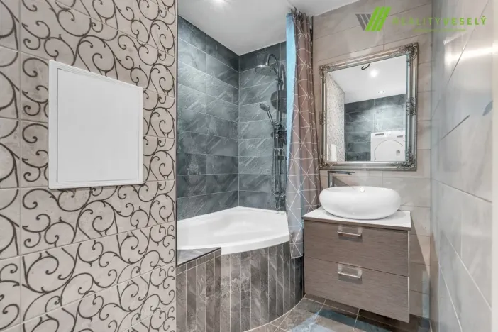 Prodej bytu 3+1, Hodonín, Velkomoravská, 69 m2