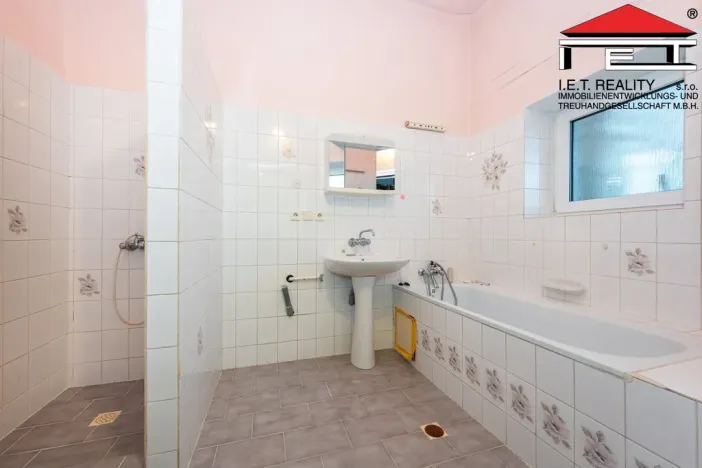 Prodej ordinace, Kroměříž, Stoličkova, 177 m2