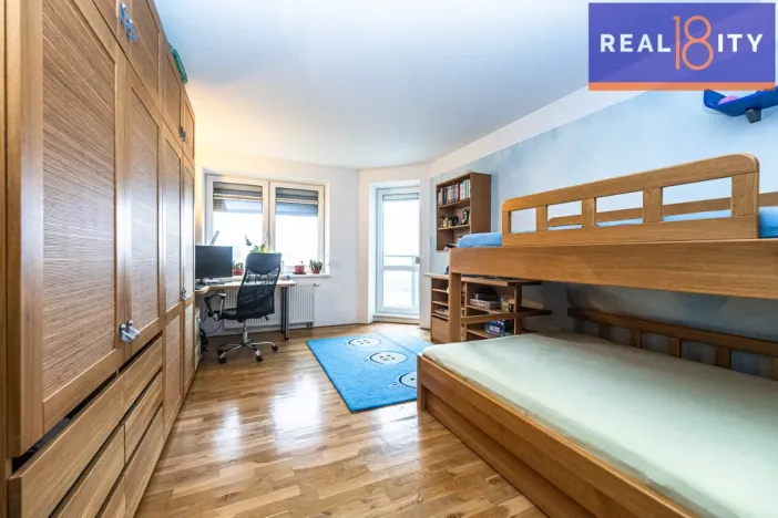 Prodej bytu 3+kk, Praha, Semilská, 105 m2