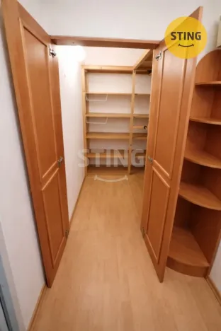 Pronájem bytu 1+kk, Ostrava - Bělský Les, 38 m2