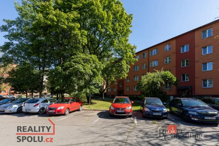 Pronájem bytu 2+kk, Ostrava - Poruba, Slavíkova, 51 m2