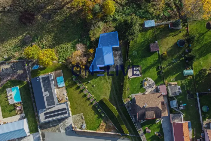 Prodej garáže, Nová Ves, 136 m2