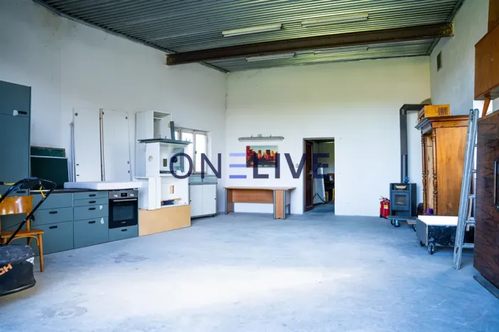 Prodej garáže, Nová Ves, 136 m2
