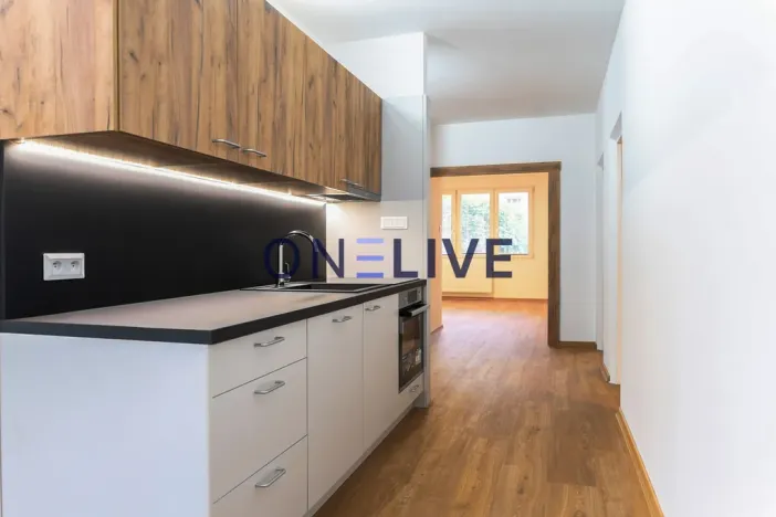 Prodej bytu 3+1, Nýřany, Revoluční, 84 m2