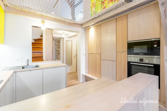 Pronájem bytu 3+kk, Praha - Vršovice, 28. pluku, 54 m2