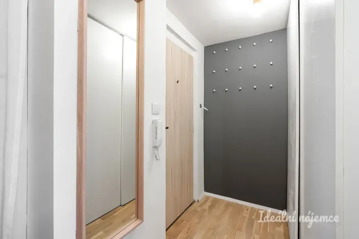 Pronájem bytu 3+kk, Praha - Vršovice, 28. pluku, 54 m2