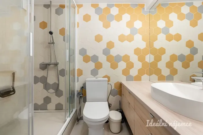 Pronájem bytu 2+1, Praha - Vršovice, 28. pluku, 54 m2