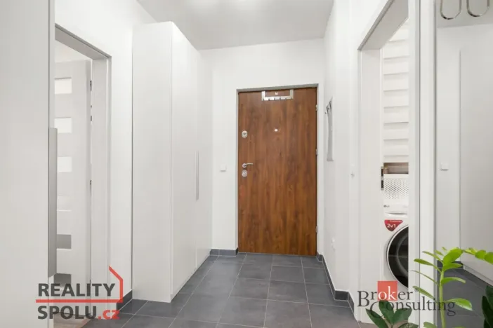 Prodej bytu 2+kk, Lavičky, 44 m2