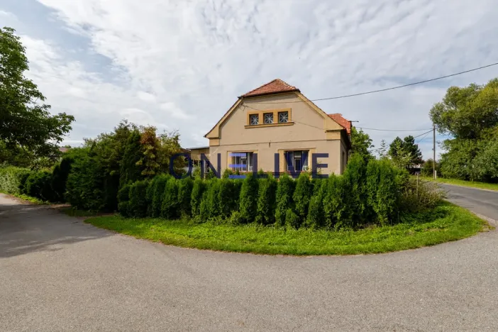 Prodej rodinného domu, Hradešice - Černíč, 204 m2