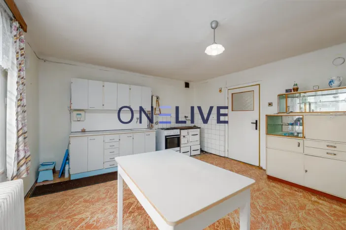 Prodej rodinného domu, Hradešice - Černíč, 204 m2