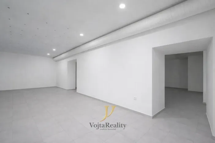 Pronájem obchodního prostoru, Olomouc, tř. Svobody, 58 m2