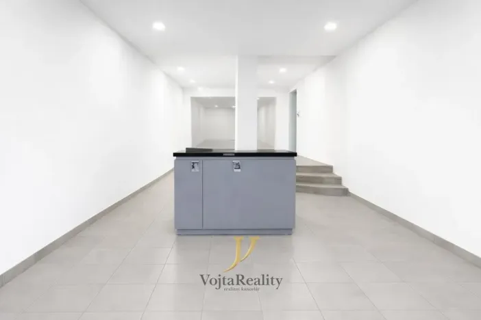 Pronájem obchodního prostoru, Olomouc, tř. Svobody, 58 m2