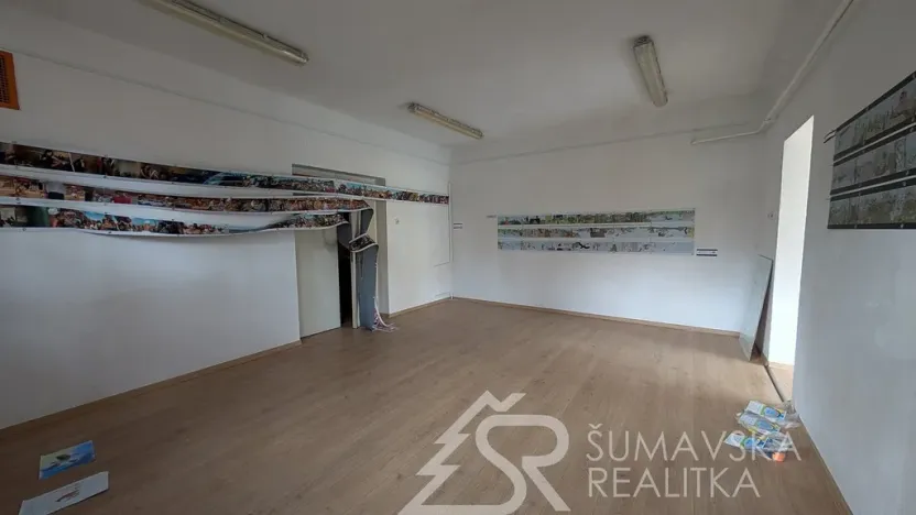 Prodej obchodního prostoru, Žihobce, 330 m2