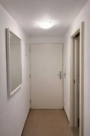 Pronájem bytu 1+1, Praha - Smíchov, Pod Kesnerkou, 40 m2