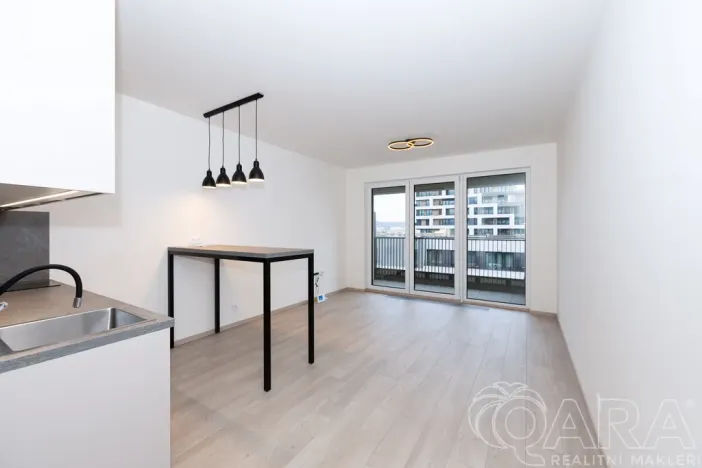 Pronájem bytu 1+kk, Praha - Hloubětín, Poděbradská, 32 m2