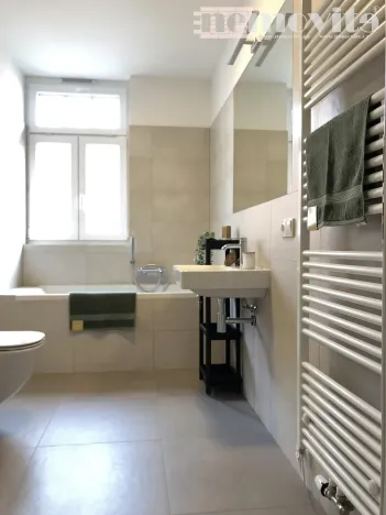 Pronájem bytu 2+kk, Hradec Králové, Chelčického, 43 m2