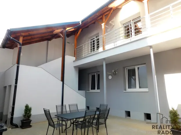 Pronájem bytu 2+kk, Hodonín, Národní třída, 51 m2