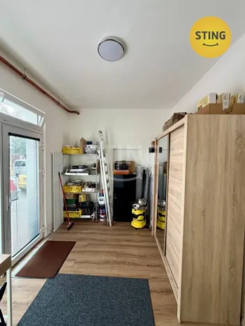 Pronájem obchodního prostoru, Kralupy nad Vltavou, 50 m2