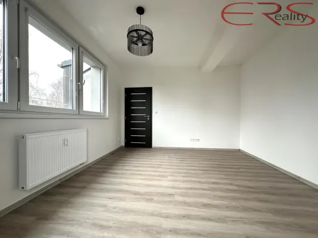 Pronájem bytu 1+1, Jablonec nad Nisou - Mšeno nad Nisou, Mládí, 40 m2