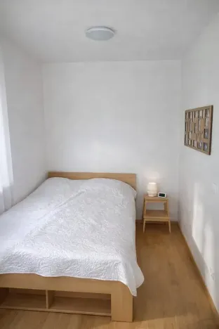 Pronájem bytu 1+kk, Praha - Horní Měcholupy, Boloňská, 40 m2