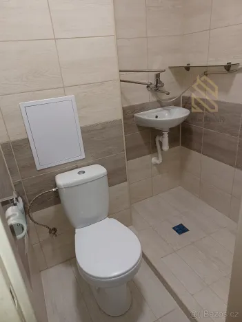 Pronájem bytu 1+kk, Louny, Přemyslovců, 23 m2