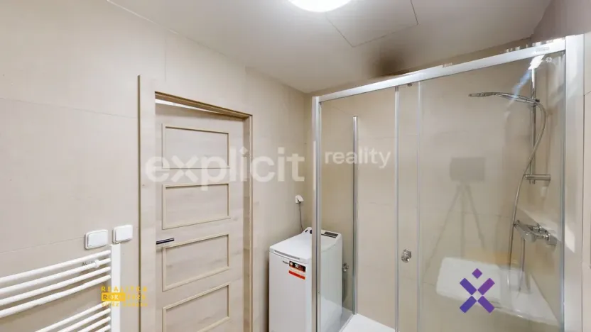 Pronájem bytu 1+kk, Zlín, Kúty, 29 m2