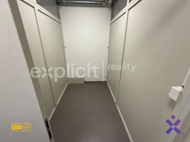 Pronájem bytu 1+kk, Zlín, Kúty, 29 m2