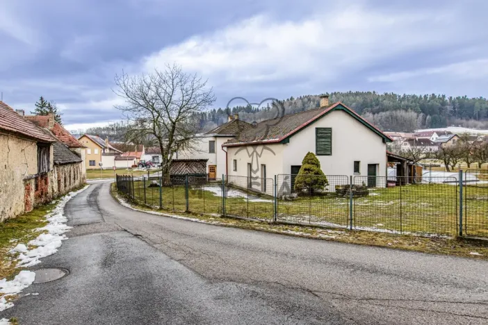 Prodej rodinného domu, Nová Ves, 300 m2