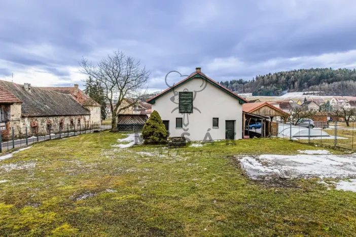 Prodej rodinného domu, Nová Ves, 300 m2