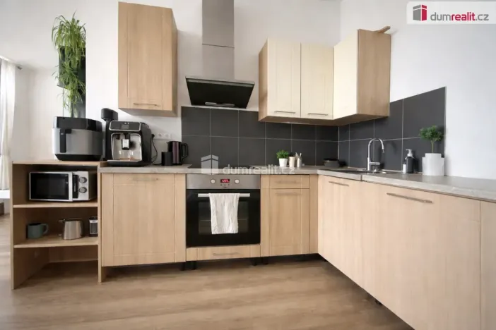 Pronájem bytu 2+kk, Modlany, 83 m2