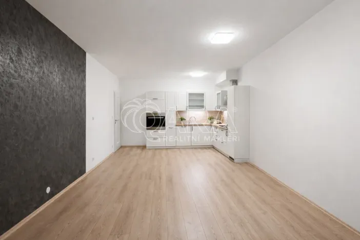 Pronájem bytu 2+kk, Praha - Střížkov, Makedonská, 56 m2