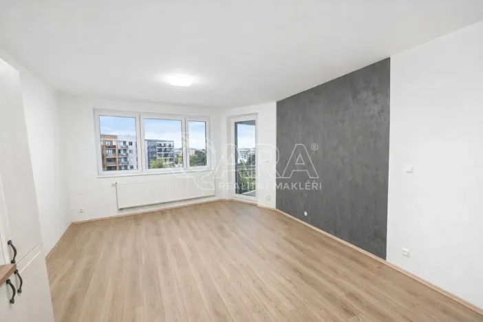 Pronájem bytu 2+kk, Praha - Střížkov, Makedonská, 60 m2