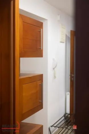 Prodej bytu 2+1, Opava - Předměstí, Vyhlídalova, 64 m2