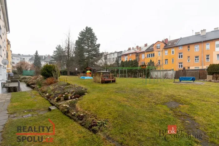 Prodej bytu 2+1, Opava - Předměstí, Vyhlídalova, 64 m2