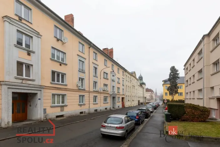 Prodej bytu 2+1, Opava - Předměstí, Vyhlídalova, 64 m2
