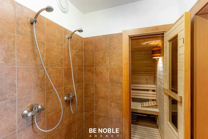 Prodej bytu 6+kk a větší, Praha - Břevnov, Kukulova, 230 m2