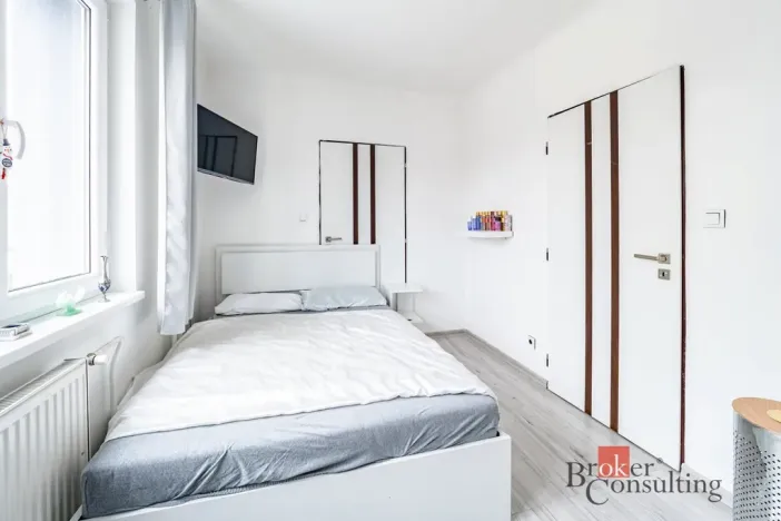 Prodej rodinného domu, Nové Hrady, Zahradní čtvrť, 214 m2