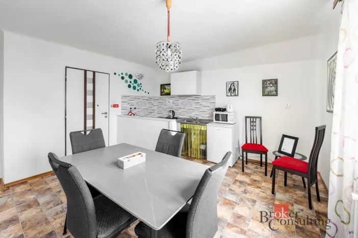 Prodej rodinného domu, Nové Hrady, Zahradní čtvrť, 214 m2