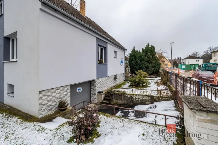 Prodej rodinného domu, Nové Hrady, Zahradní čtvrť, 214 m2