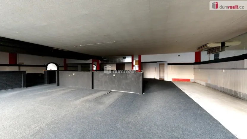 Pronájem obchodního prostoru, Orlová - Lutyně, U Centrumu, 420 m2