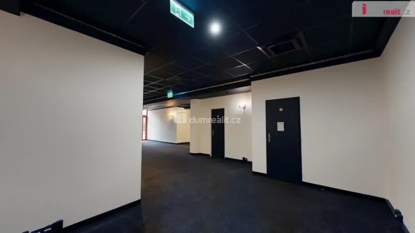 Pronájem obchodního prostoru, Orlová - Lutyně, U Centrumu, 88 m2